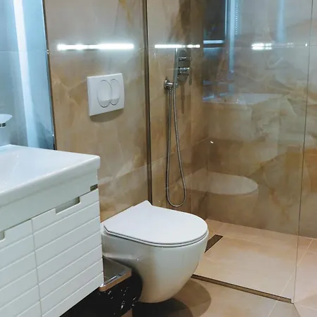 فندق Ruko Boutique Deluxe 4*